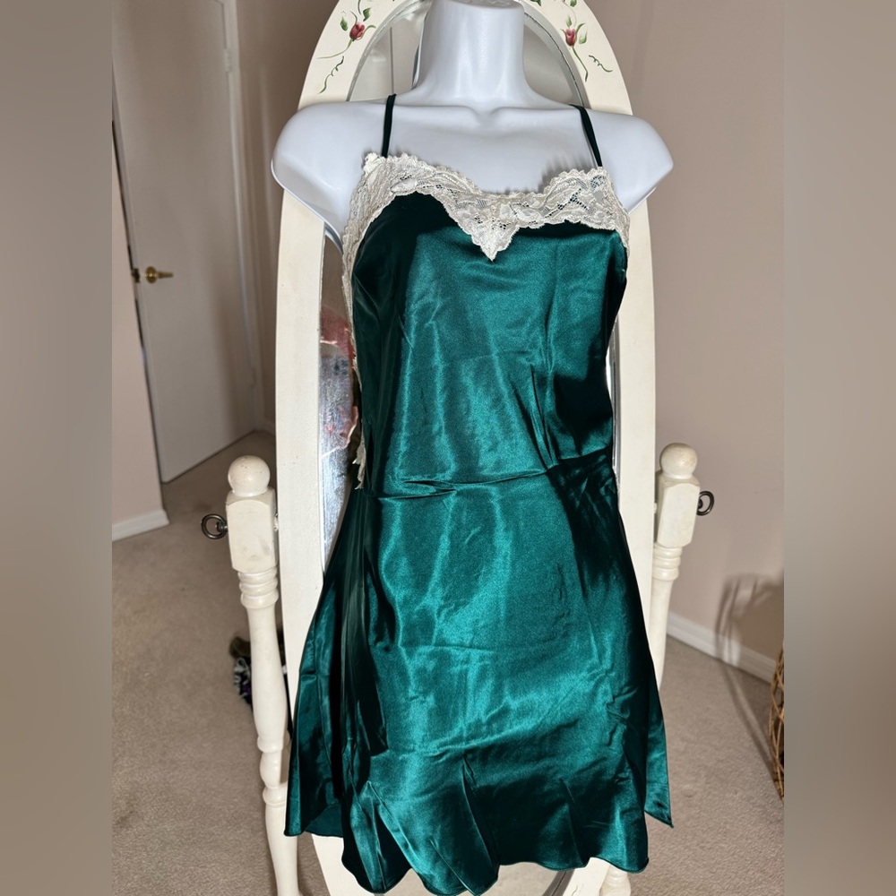 Elegant Green Satin Chemise with Lace Trim